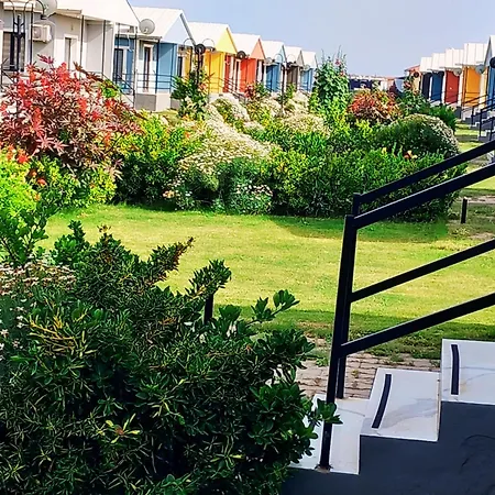 Happy Life Apartmanhotel Ürkmez
